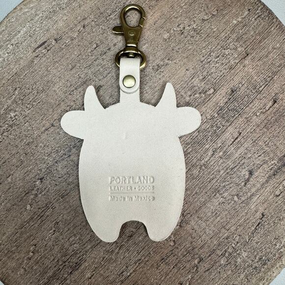 Portland Leather Cow Purse Charm FAST SHIP Seymour Farm Keychain NEW - Picture 3 of 3
